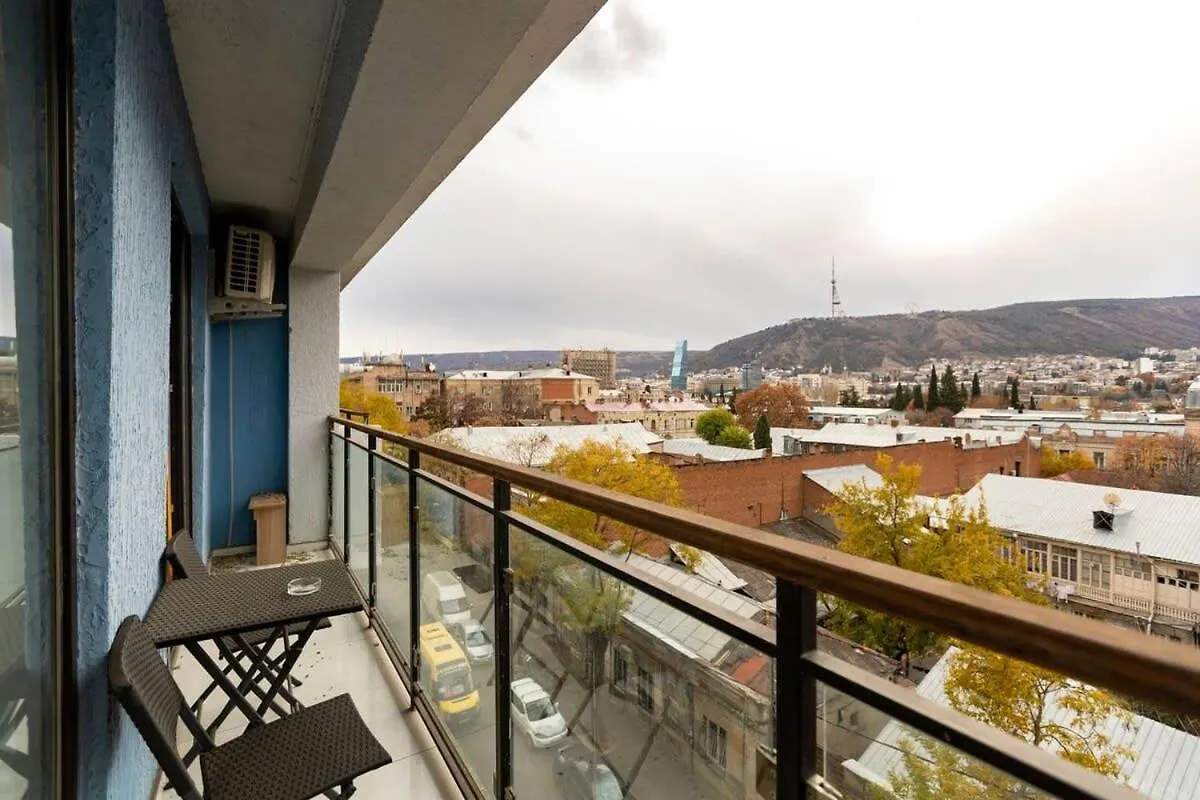 2 Studio Apartments W Balcony In Old Tbilisi 0*,
